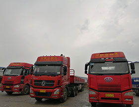 銅陵物流公司運輸車展示